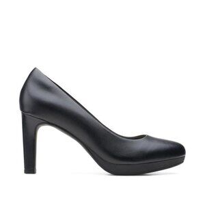 NEW Clarks Womens Ambyr Leather Joy Pump sz 9 black